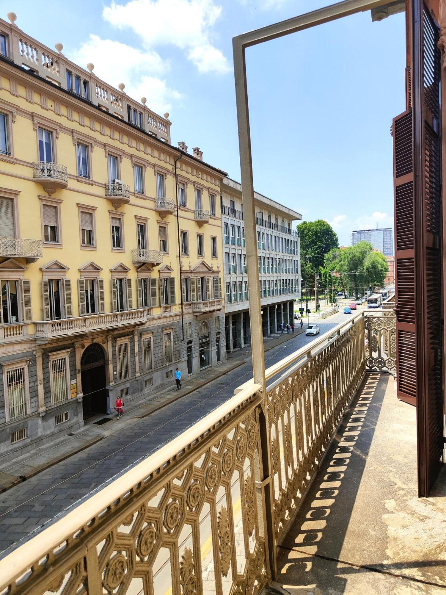 Hostdomus - La Marmora Suites Turin Luaran gambar