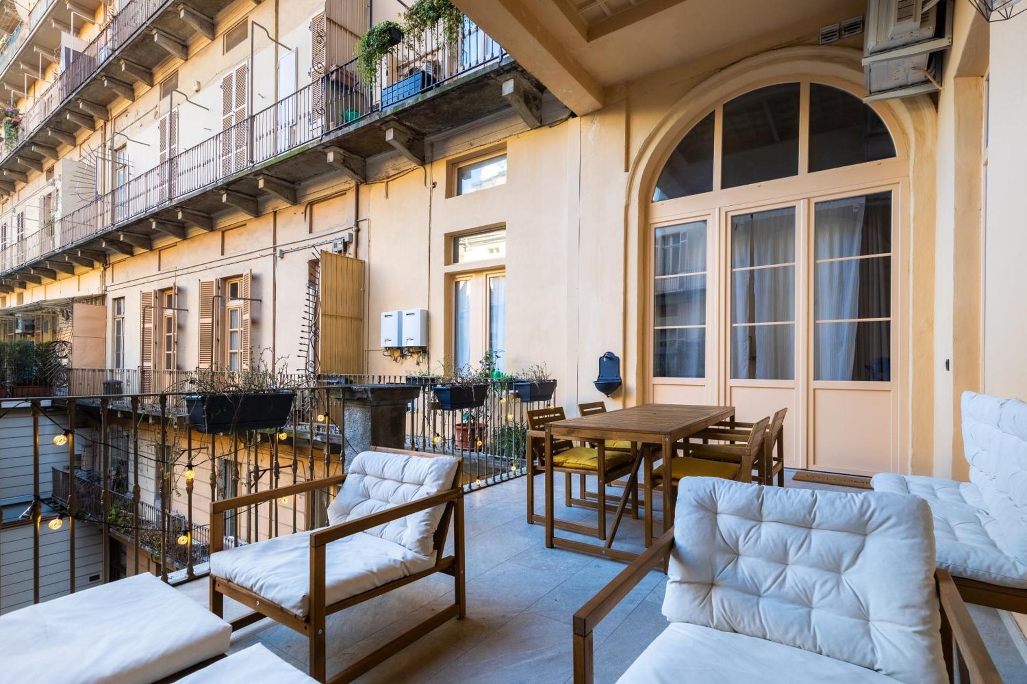 Hostdomus - La Marmora Suites Turin Luaran gambar